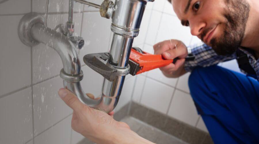 Local tankless water heater installation in Andrews, IN